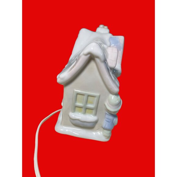 Precious Moments Sugar Town House Nightlight Lighted Building Christmas Village - Picture 5 of 12